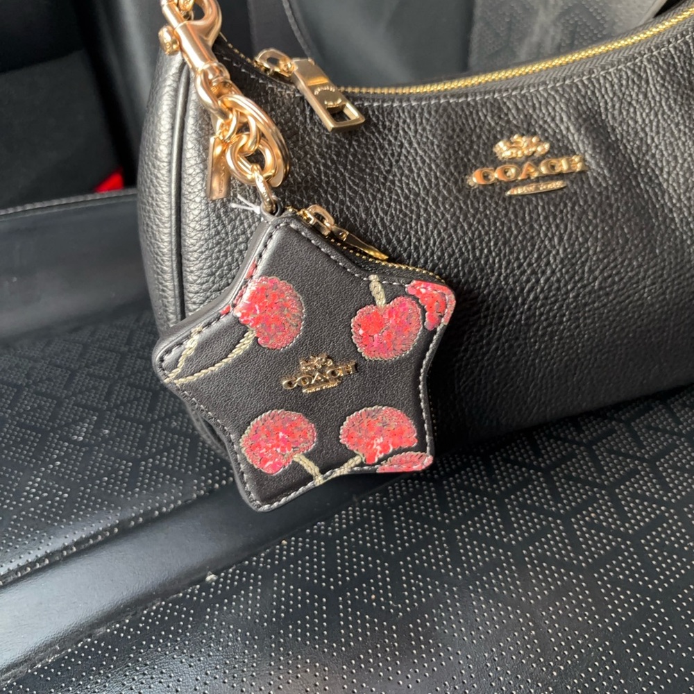 Coach Cherry Charm Star shape - Picture 4 of 7